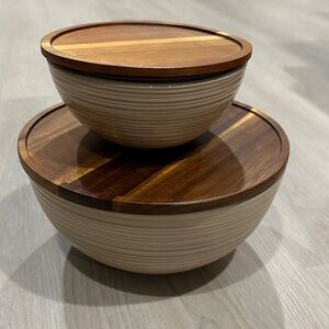 Hearth & Hand Set of Bowls with wooden lids *NWOT
